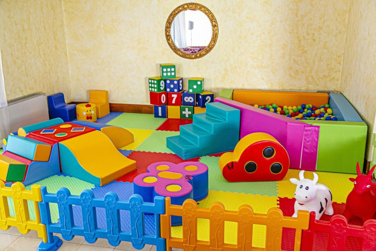 Hotel Metropolitan Bellaria-Igea Marina Bagian luar foto
