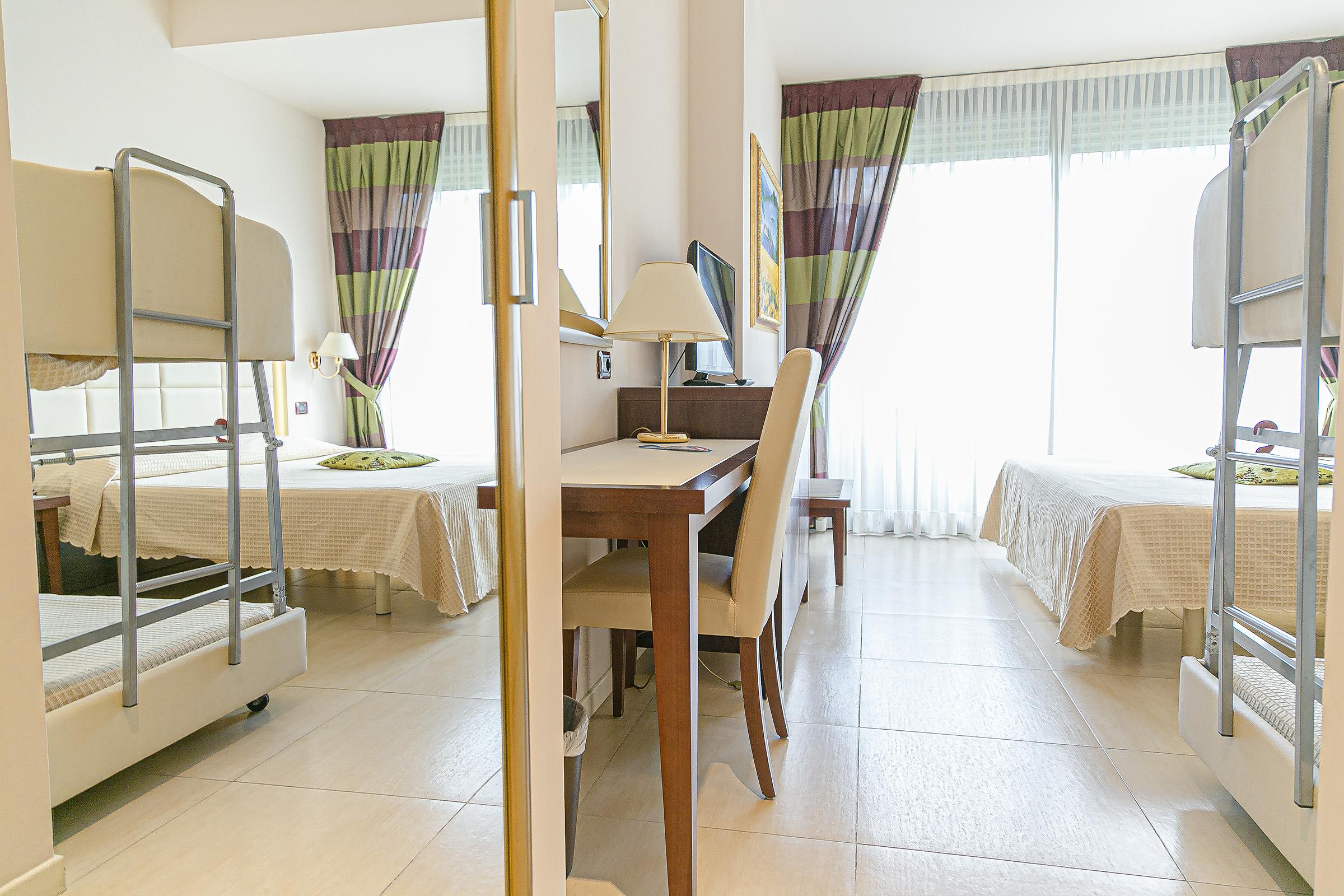 Hotel Metropolitan Bellaria-Igea Marina Bagian luar foto