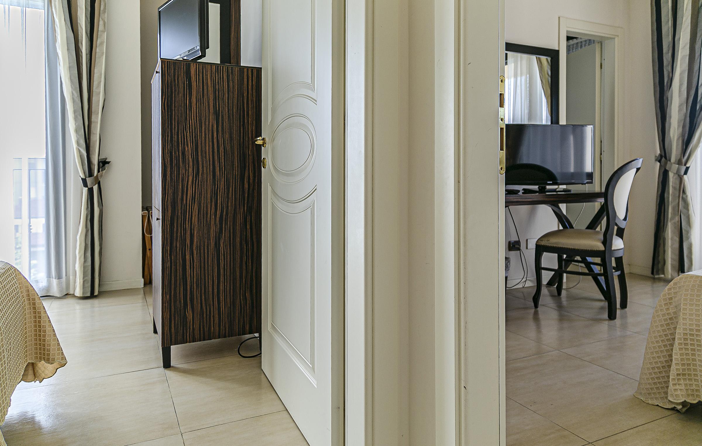 Hotel Metropolitan Bellaria-Igea Marina Bagian luar foto