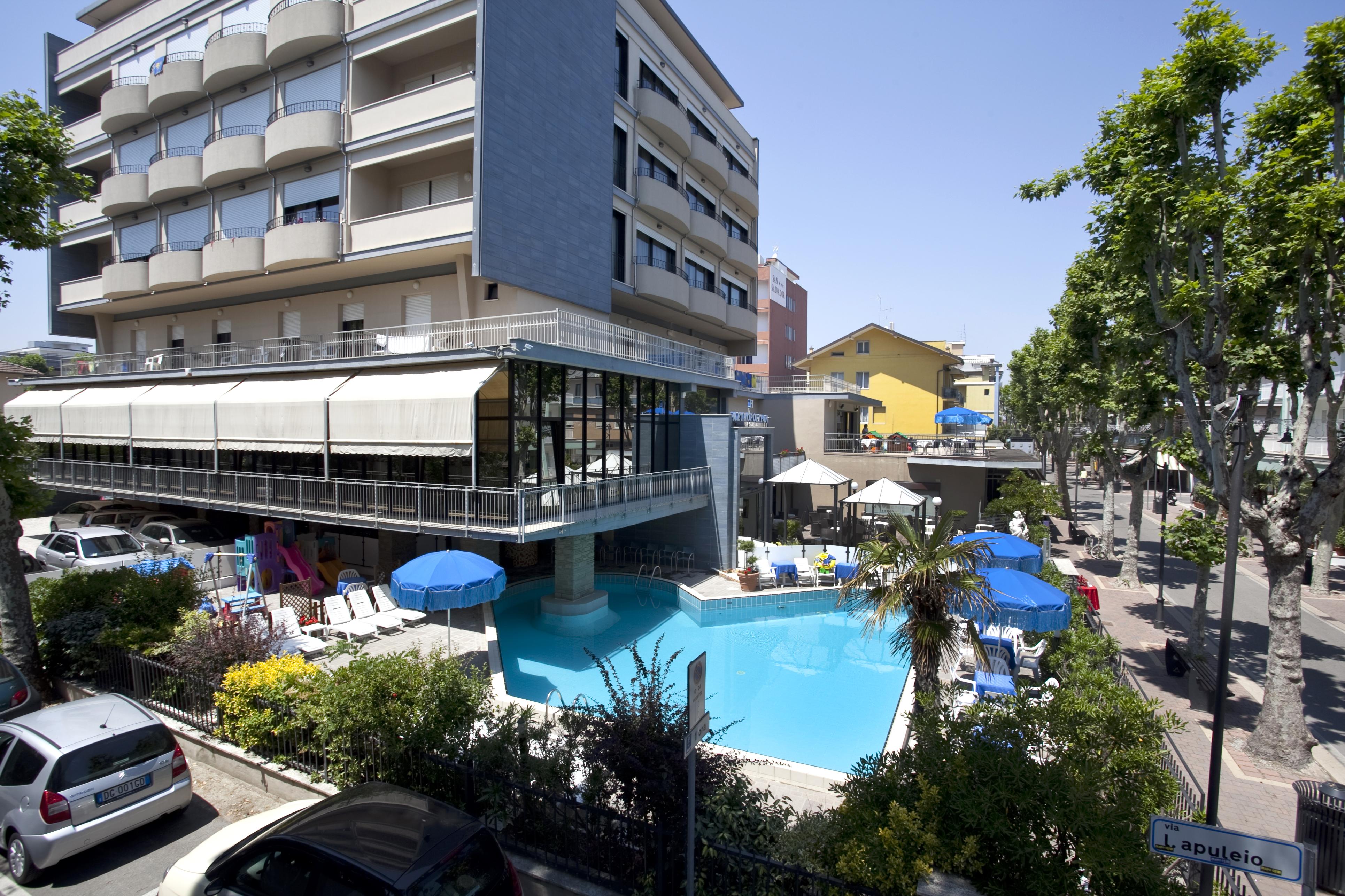 Hotel Metropolitan Bellaria-Igea Marina Bagian luar foto