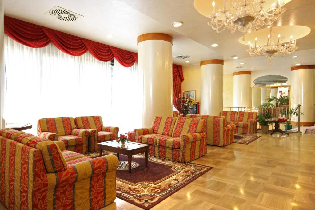 Hotel Metropolitan Bellaria-Igea Marina Bagian luar foto